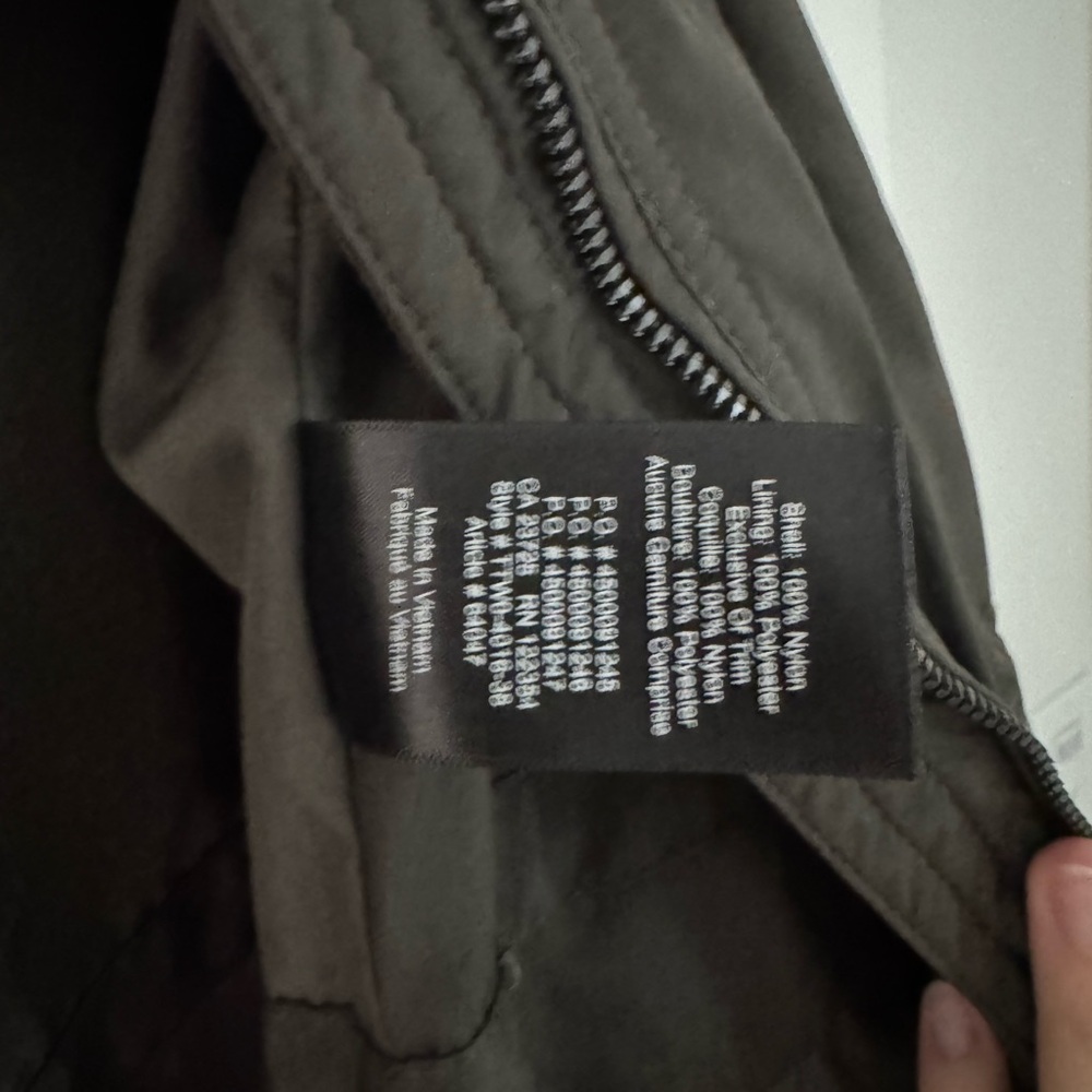 Babaton Aritzia Women's Olive Green parka Small - Picture 4 of 4